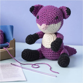 Creativ Company | Amigurumi Fuchs Häkelset DIY Baumwolle schwarz pflaumenblau - Racher