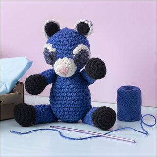Creativ Company | Amigurumi Waschbär Häkelset DIY Baumwolle schwarz blauSchritt-für-Schritt-Anleitung für ein sicheres Erfolgserlebnis - Racher