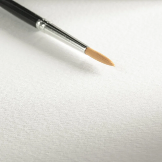 Entdecken Sie das hahnemühle Skizzenbuch mit 60 Seiten feinkörnigem Aquarellpapier, ideal für unterwegs. Perfekt für Ihre Kreationen auf Panorama-Doppelseiten!