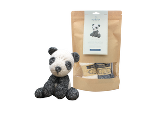 Hardicraft | Mees Panda Strick-Set DIY Kuschelpanda - Racher