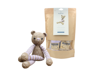 Hardicraft | Tess Bear Strick-Set DIY Kuschelbär - Racher